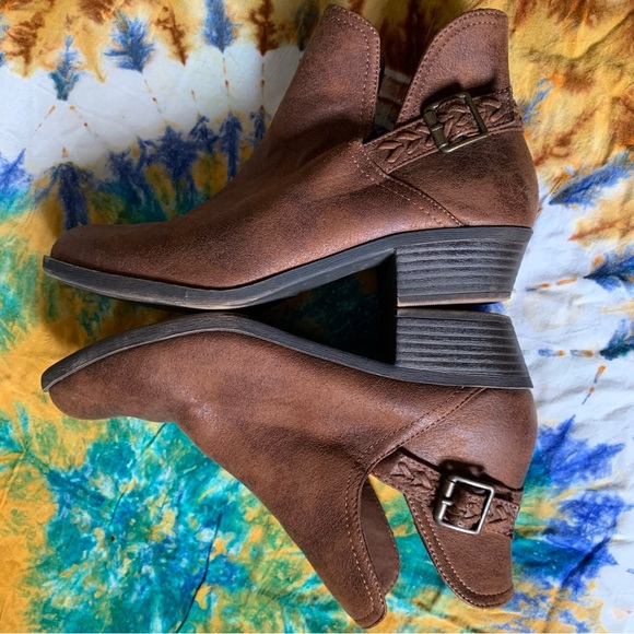 JUST FAB faux suede leather brown ankle boots - Picture 6 of 10